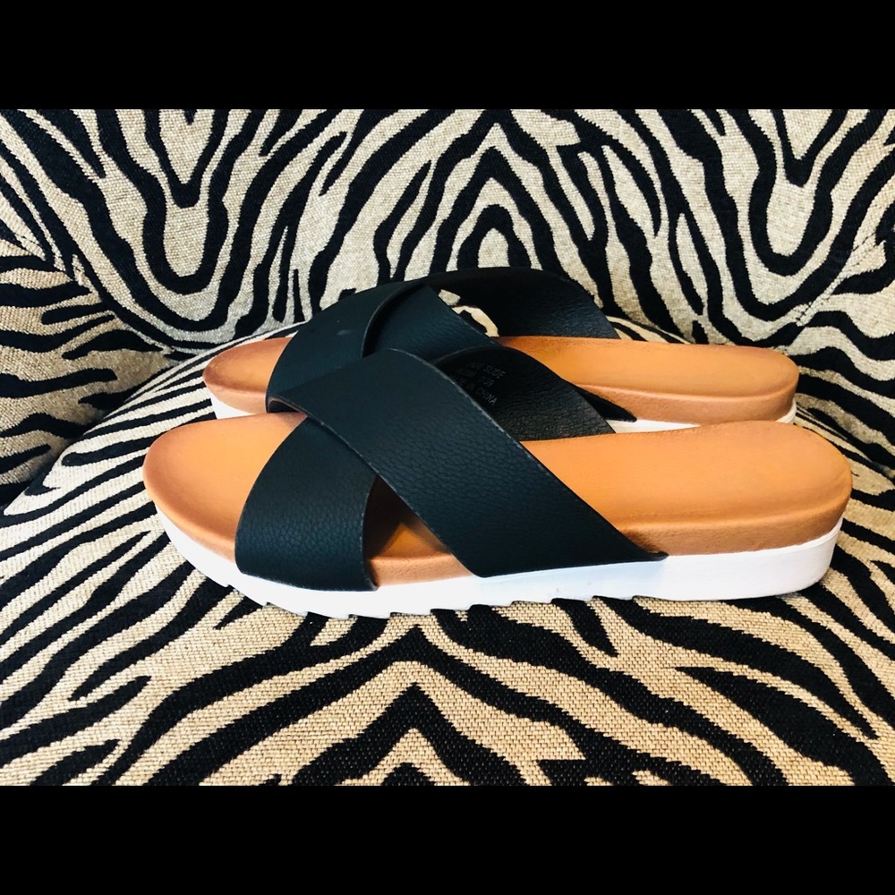 Seven7 Women’s Slide
